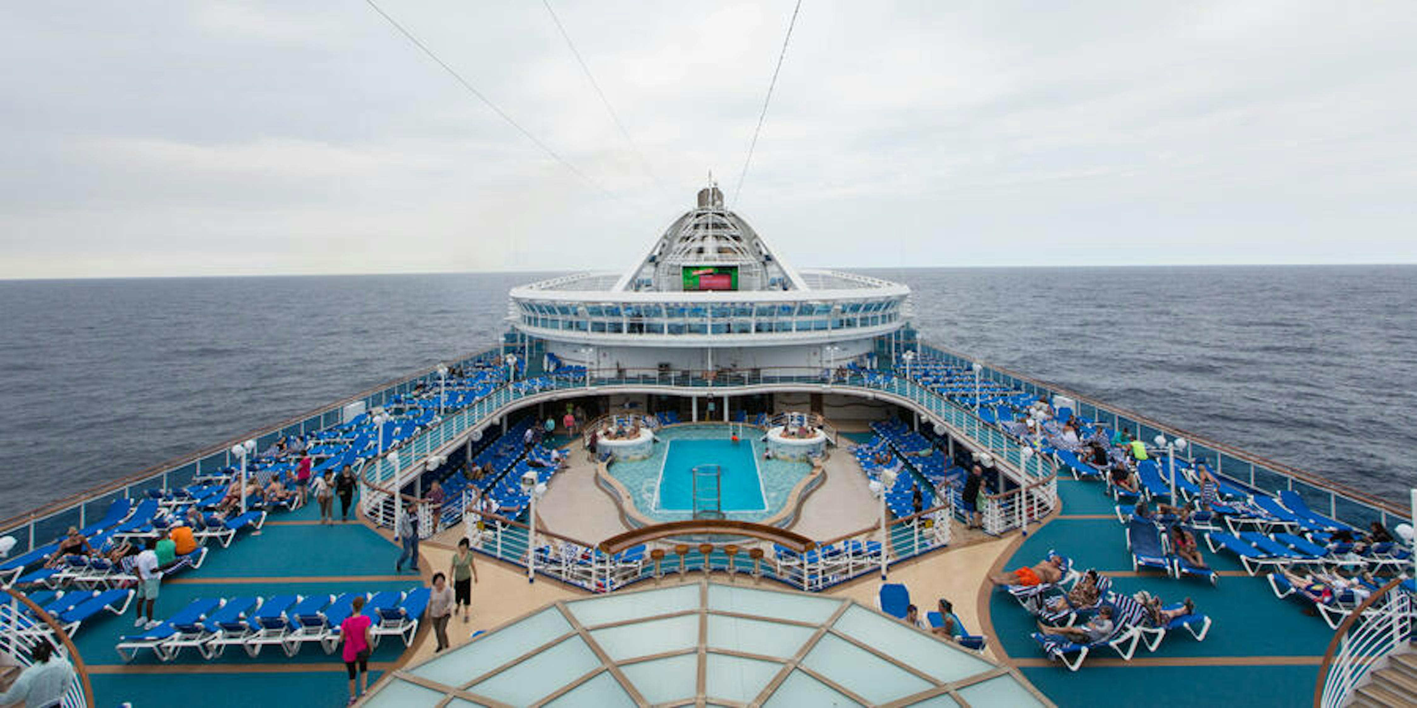 8 Reasons To Stay Onboard Your Cruise Ship During A Port Call 8-reasons-to-stay-onboard-your-cruise-ship-during-a-port-call