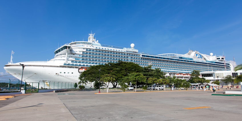10 Travel Hacks That Will Make Getting to Your Cruise Ship a Breeze (Photo: Cruise Critic)