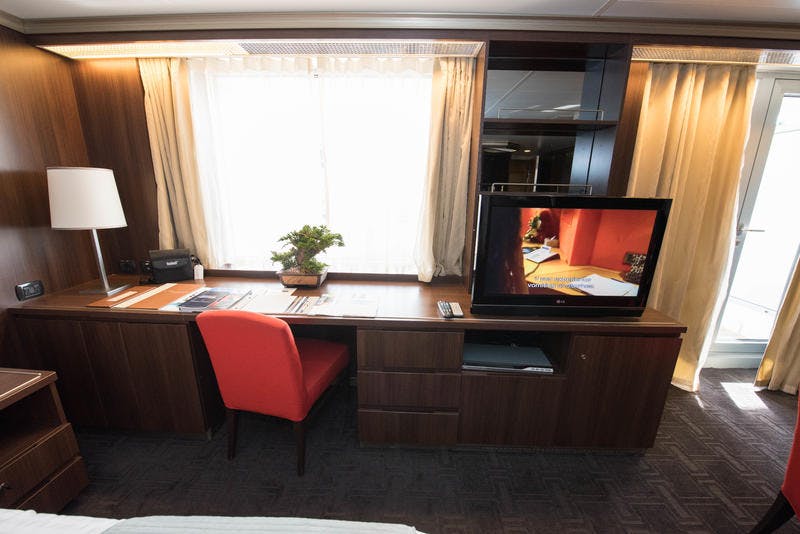 Neptune Suite on Holland America Eurodam Cruise Ship Cruise Critic