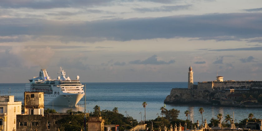 Empress on the Seas arriving in Cuba (Photo: Royal Caribbean International)