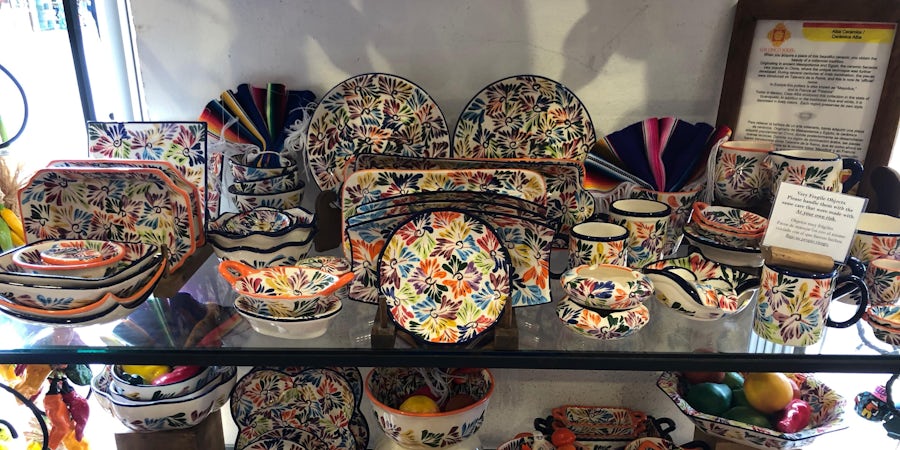 Shopping in Cozumel Cruise Port: 9 Popular Souvenirs