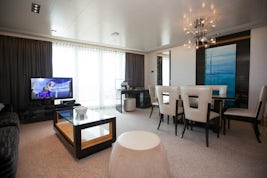The Haven Deluxe Owner's Suite