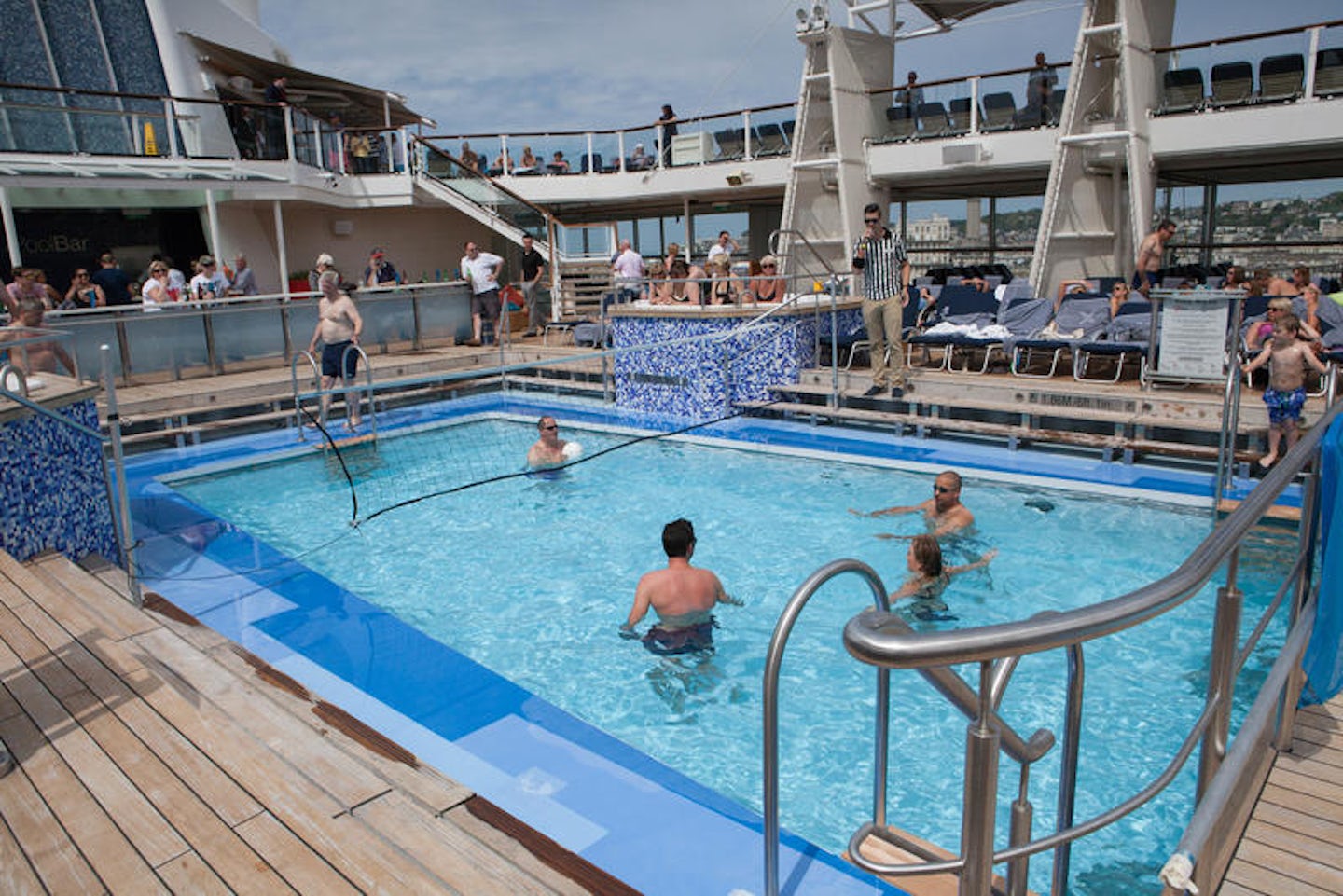 Poolside Entertainment on Celebrity Eclipse