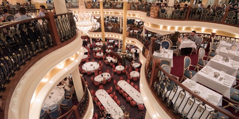 Leonardo's Dining Room on Freedom of the Seas (Photo: Cruise Critic)