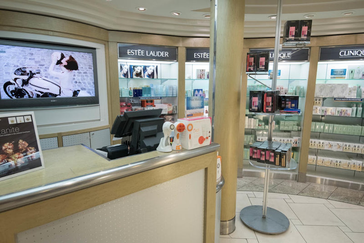 Perfume & Cosmetics (Promenade Shop) on Freedom of the Seas