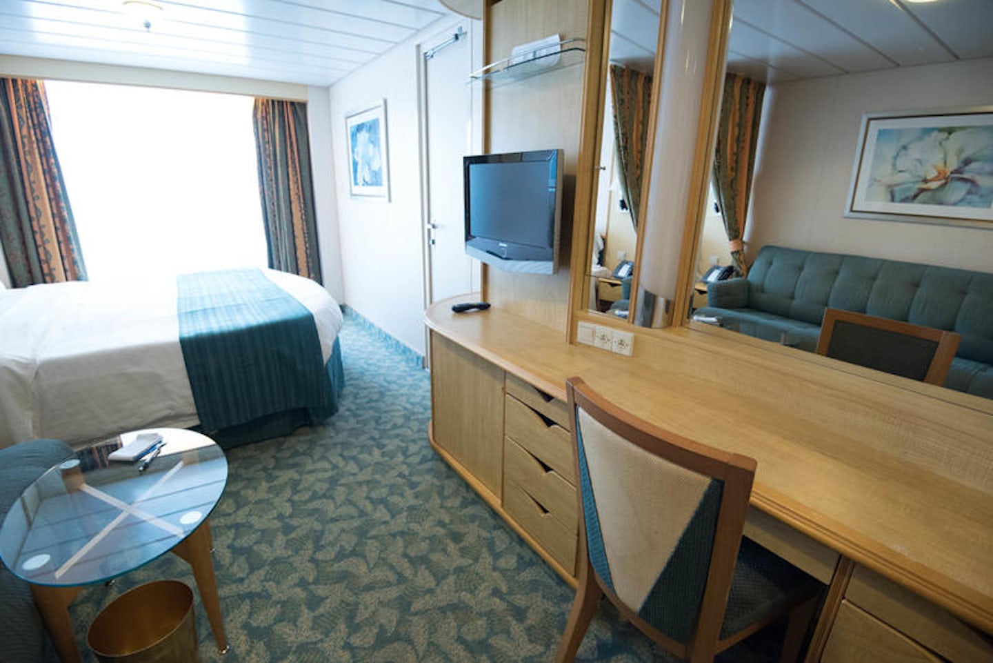 The Superior Oceanview with Balcony on Freedom of the Seas