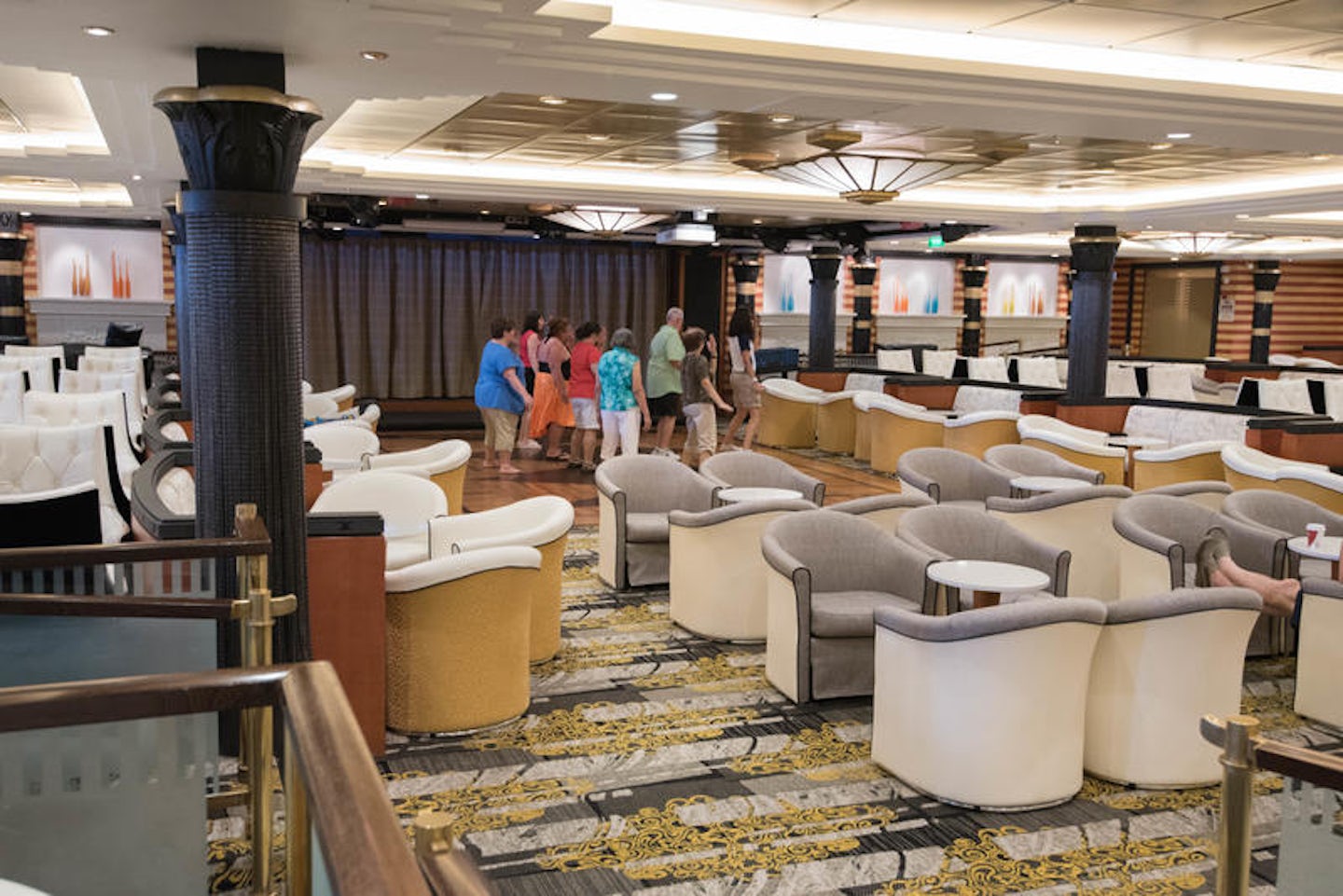 Star Lounge on Freedom of the Seas