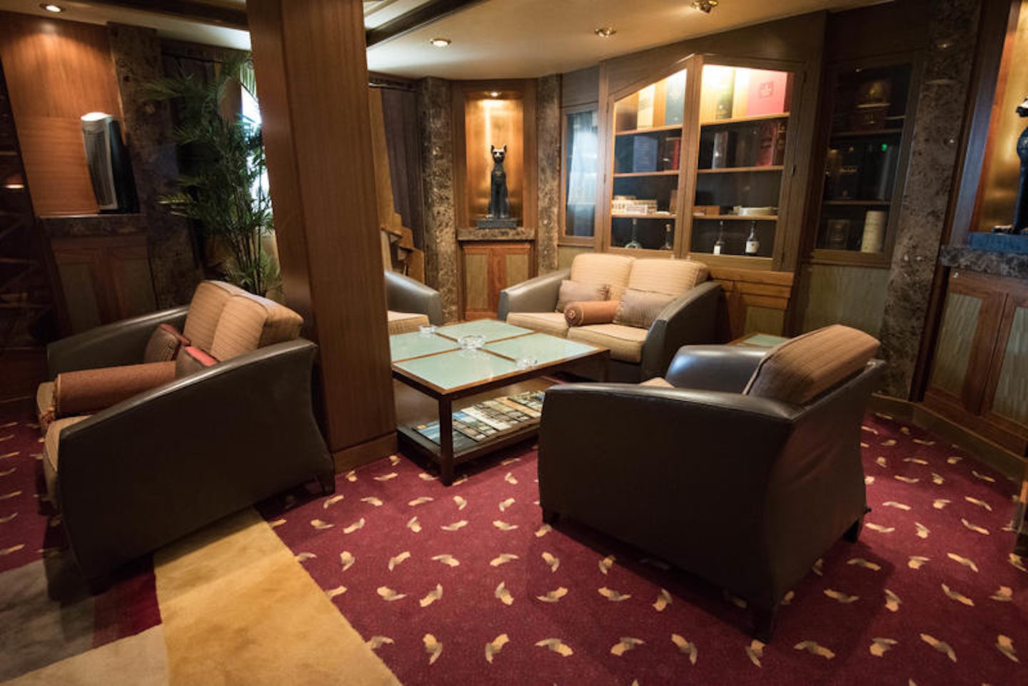 The Connoisseur Club on Freedom of the Seas