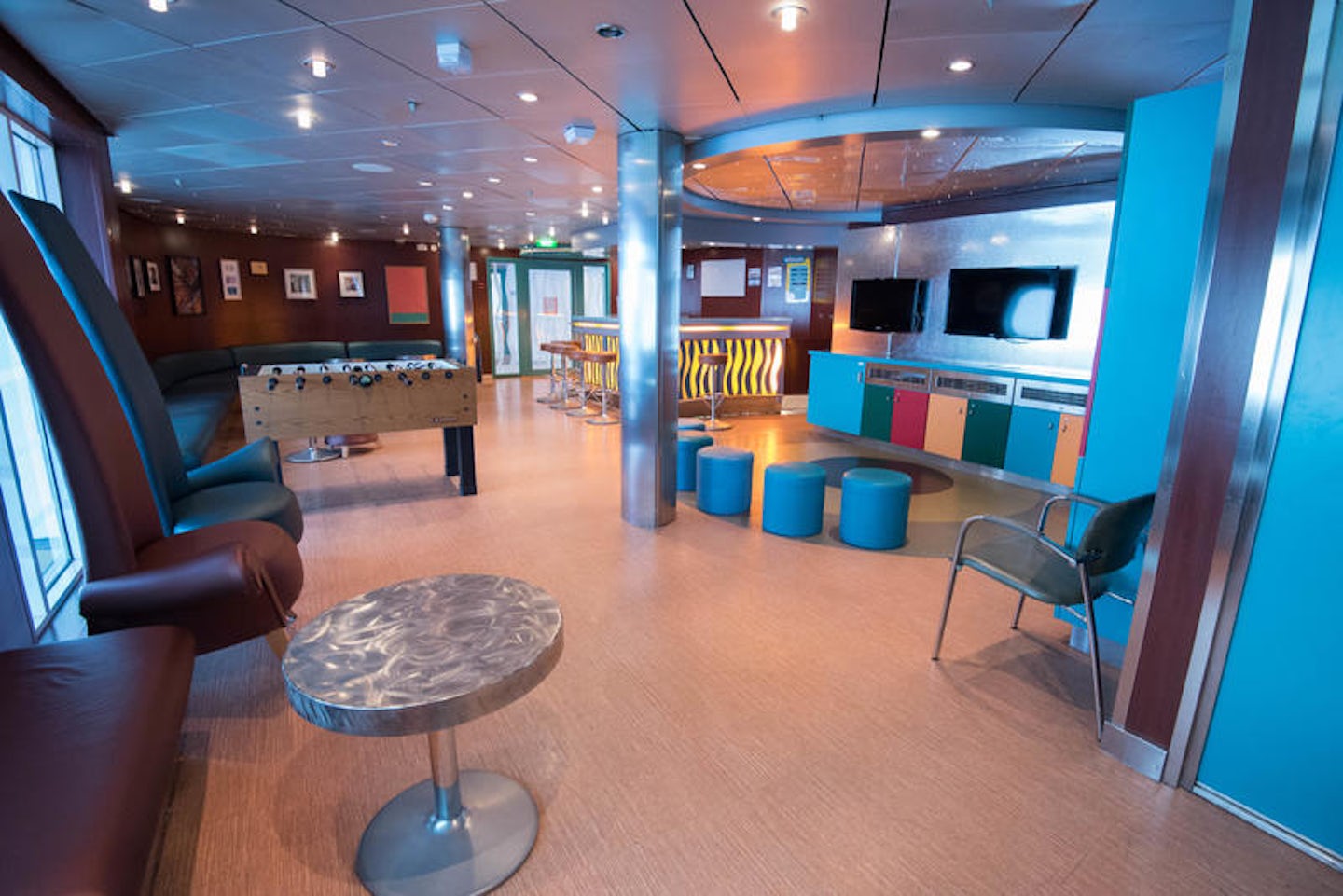 The Living Room on Freedom of the Seas