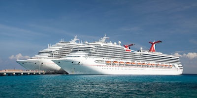 Cruise ships in port (Photo: Cruise Critic)