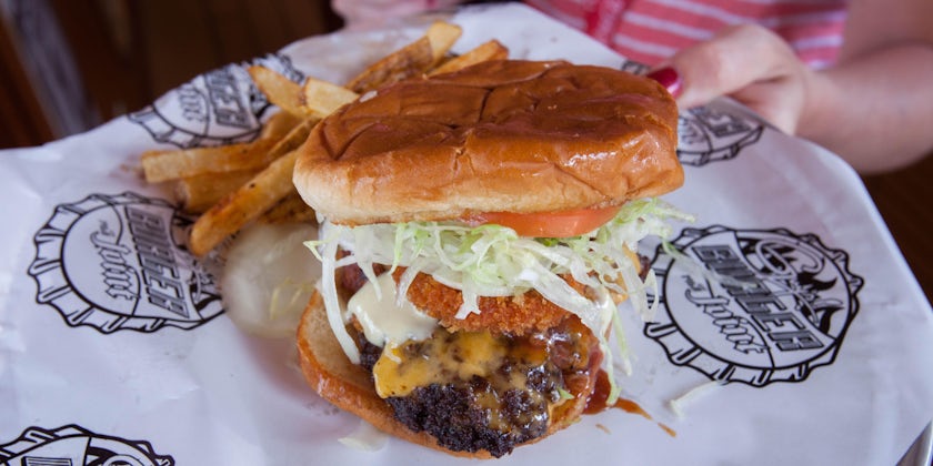 Guy's Burger Joint on Carnival Breeze (Photo: Cruise Critic)