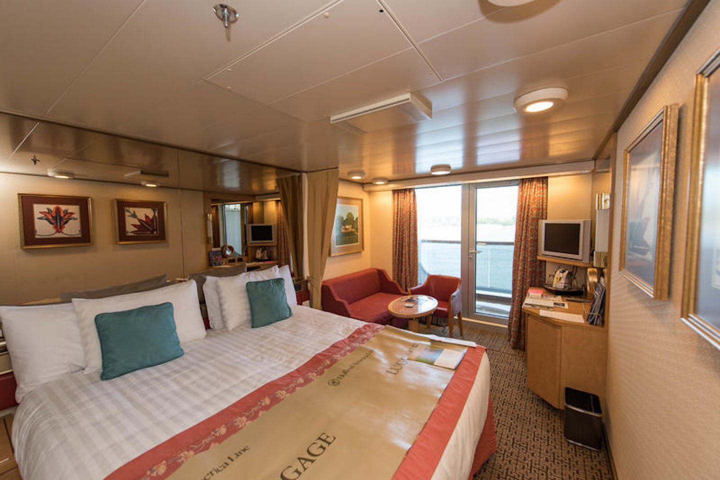 noordam cruise ship cabins