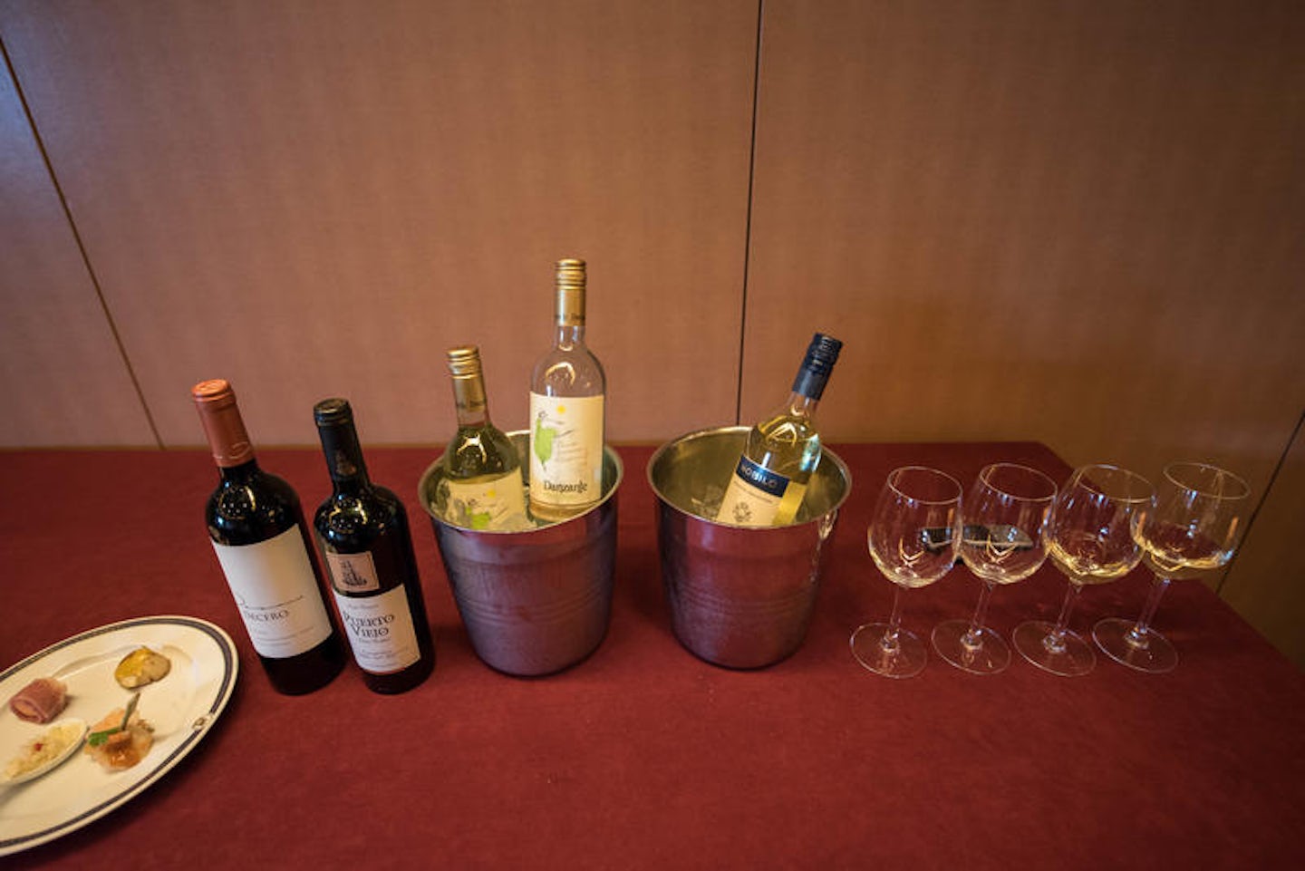 Wine Tastings on Noordam