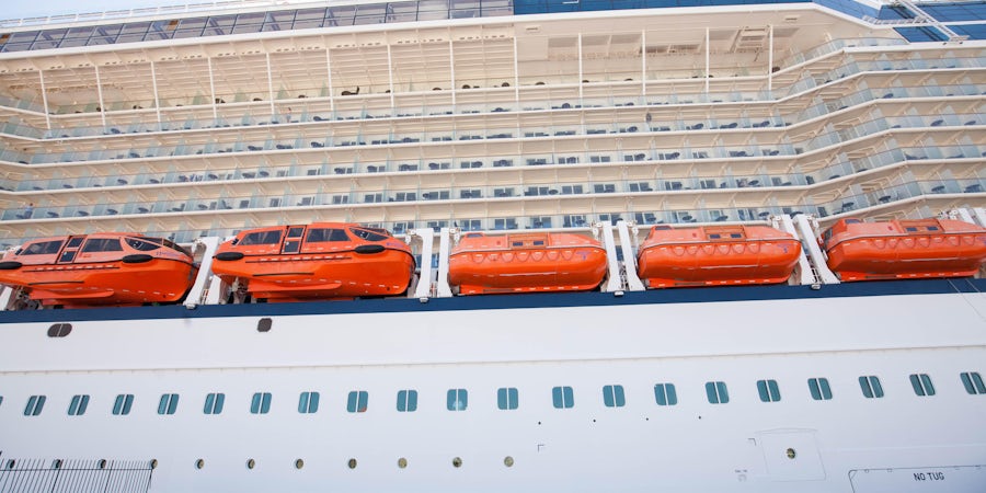 CDC Raises Warning for Cruise Ship Travel to Highest Level