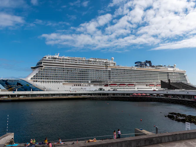 Compare Norwegian Cruise Ships