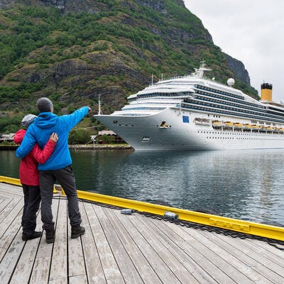 12 Bad decisions that could ruin your cruise
