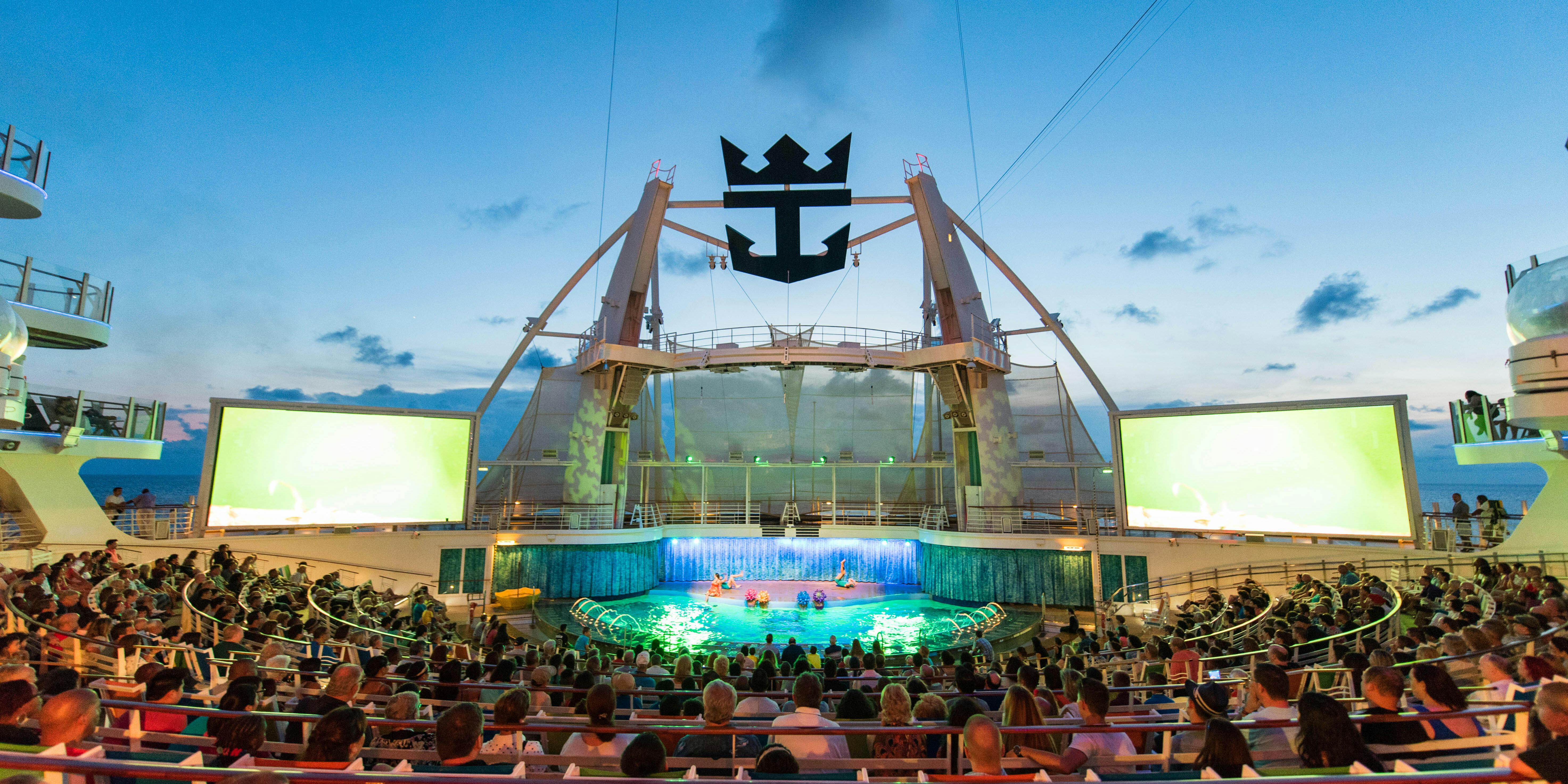 TA Oasis of the Seas Aqua Theater