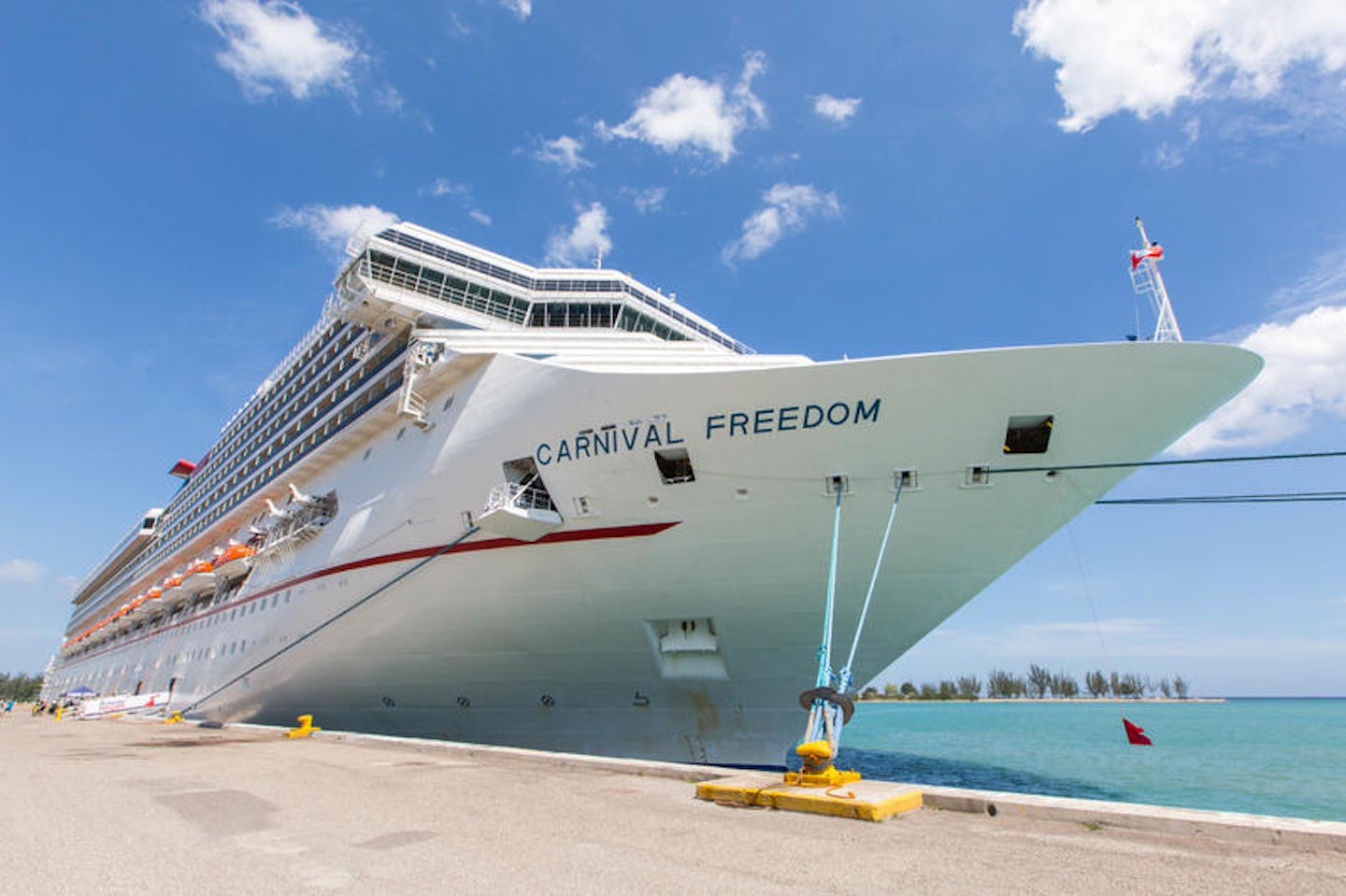 cruise ship tracker carnival freedom