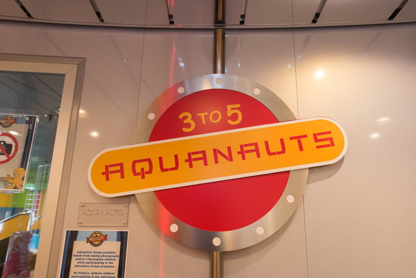Aquanauts on Oasis of the Seas