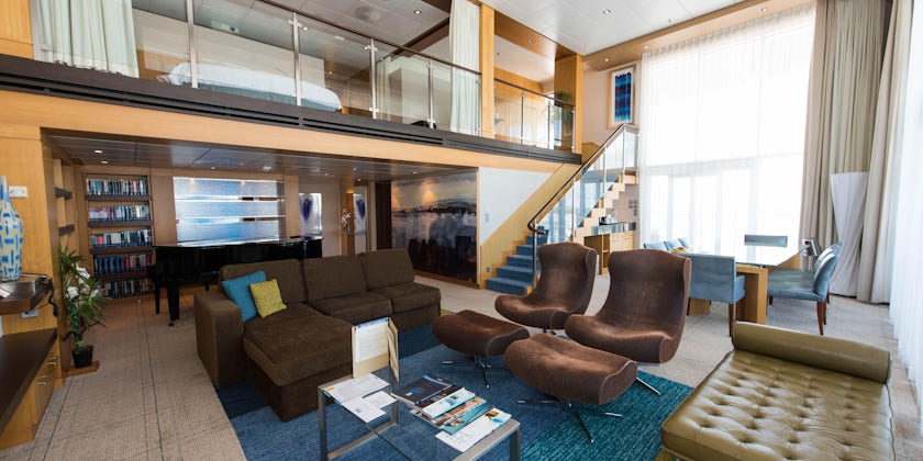The Royal Loft Suit on Oasis of the Seas (Photo: Cruise Critic)