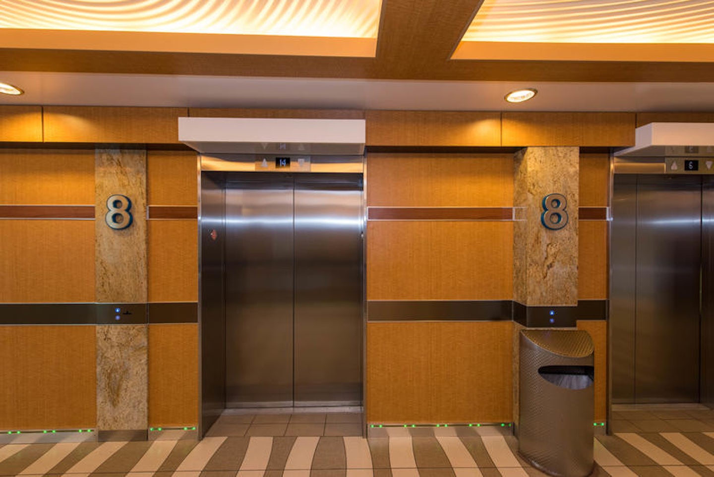 Elevators on Oasis of the Seas