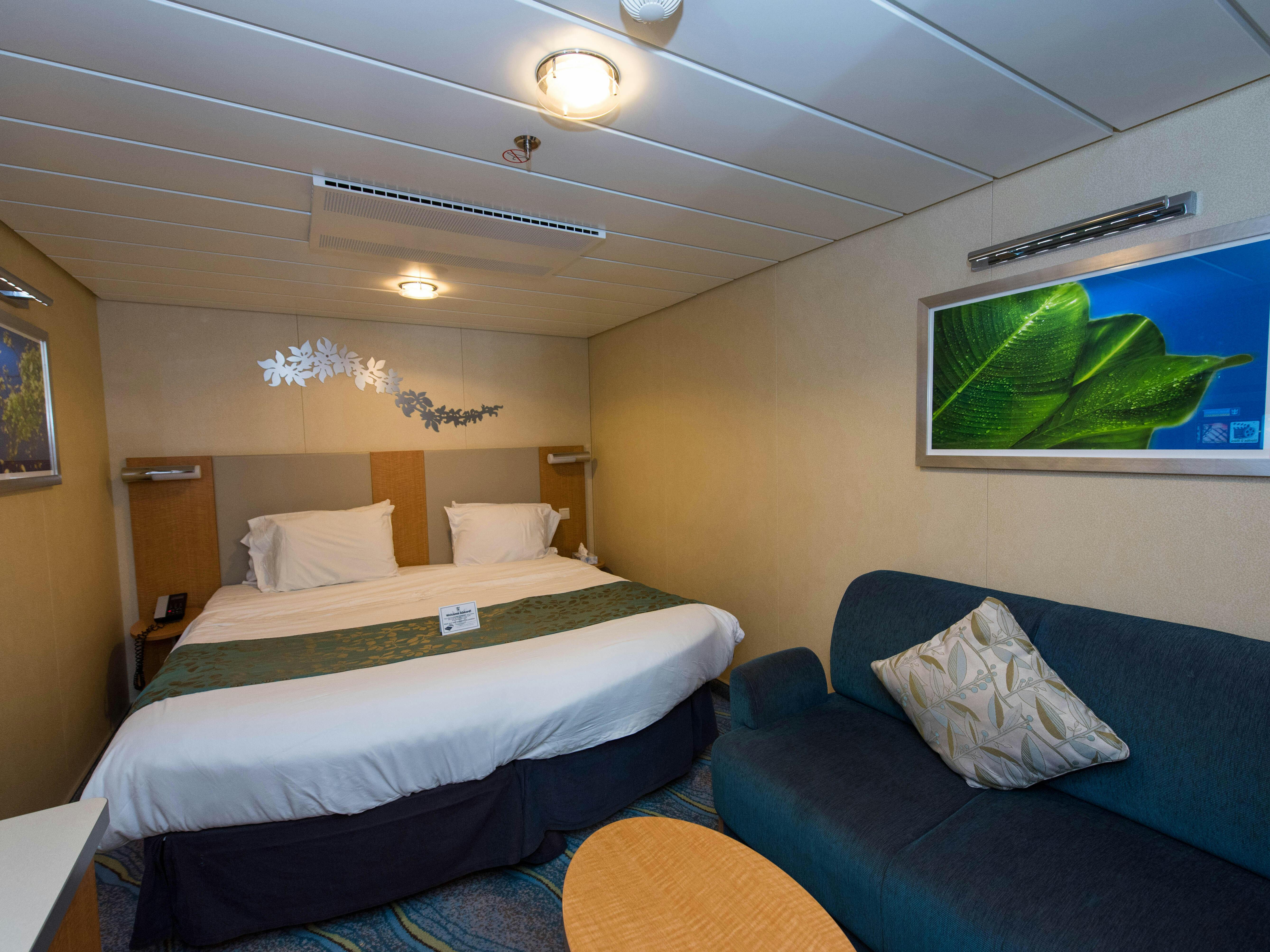 Oasis of the Seas Cabins & Staterooms on Cruise Critic