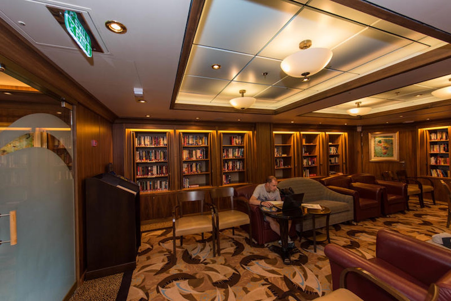 Library on Oasis of the Seas