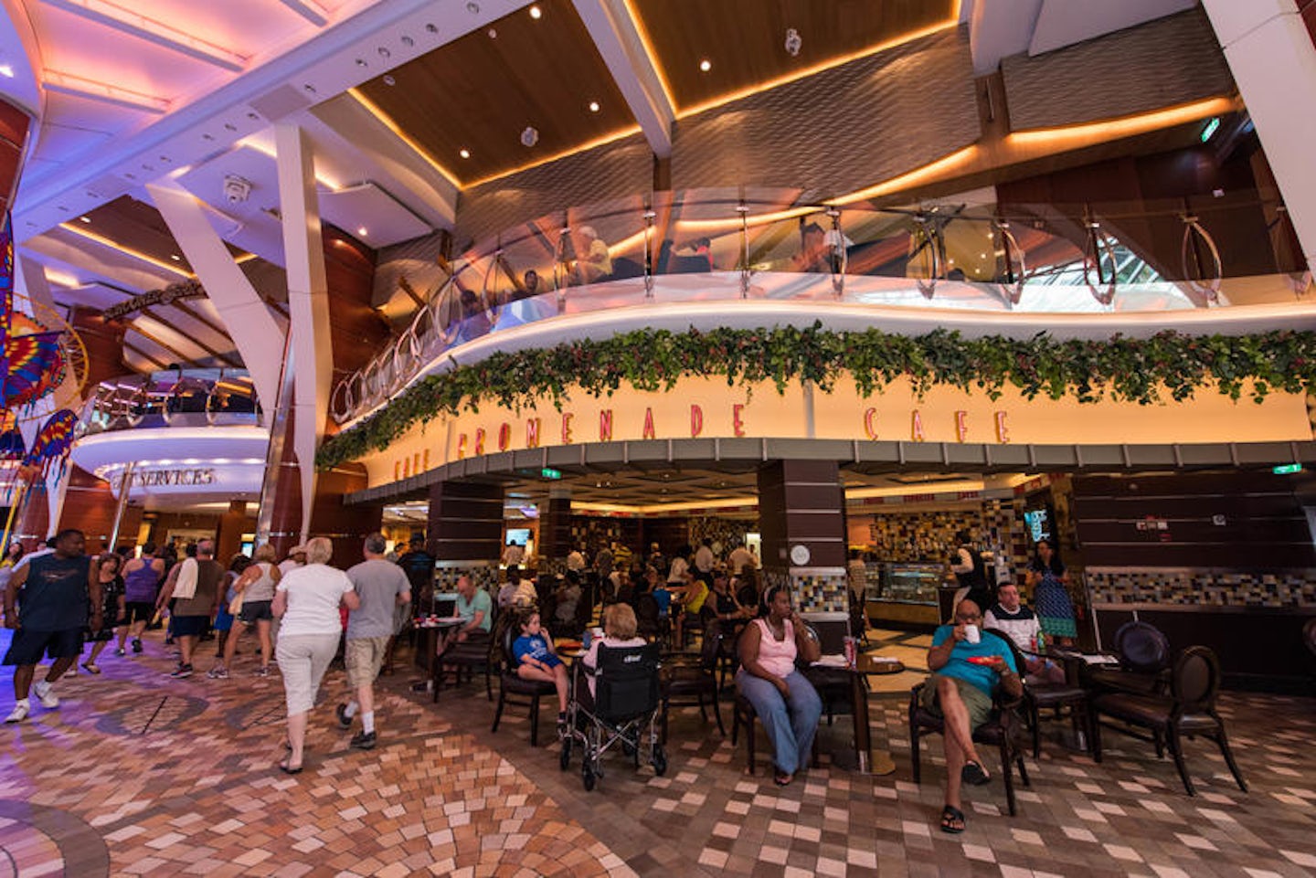 Cafe Promenade on Oasis of the Seas