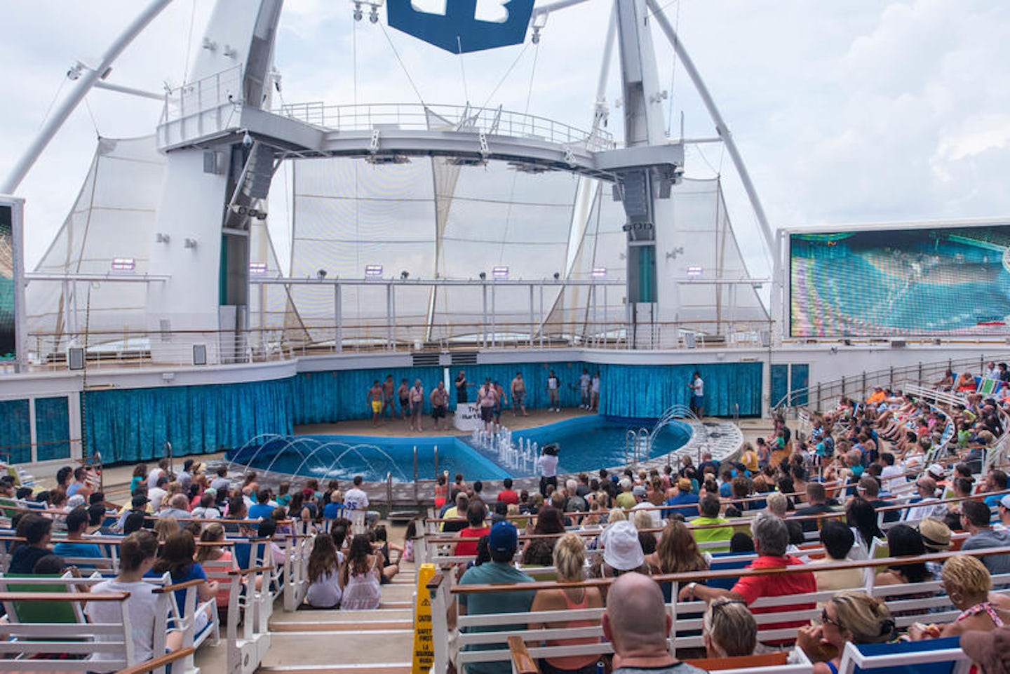 Belly Flop Contest on Oasis of the Seas