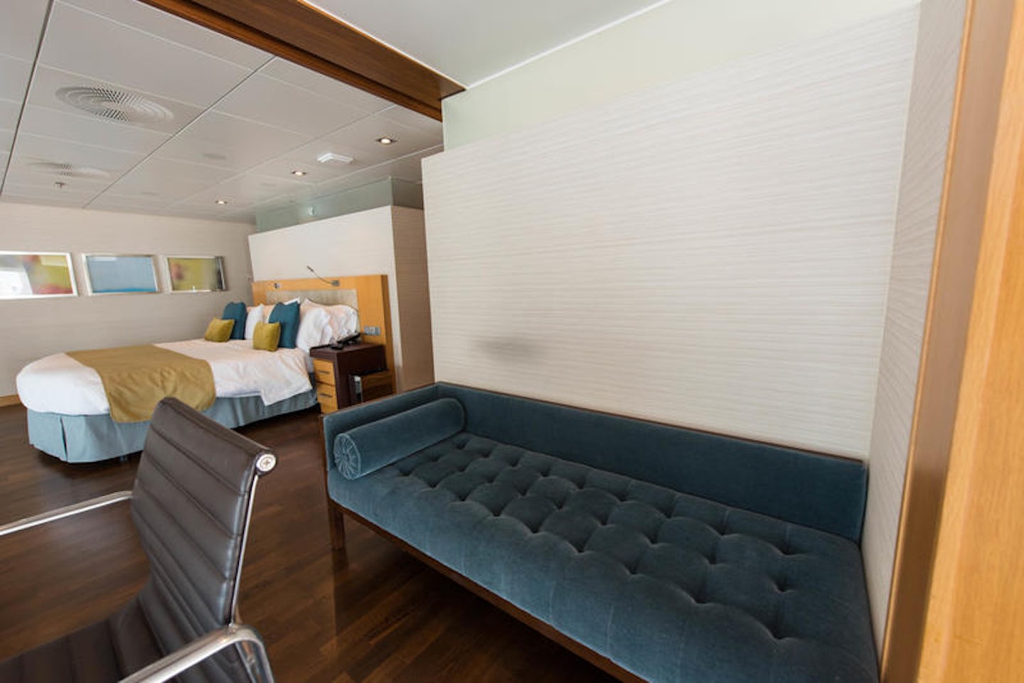 The Royal Loft Suite with Balcony on Oasis of the Seas