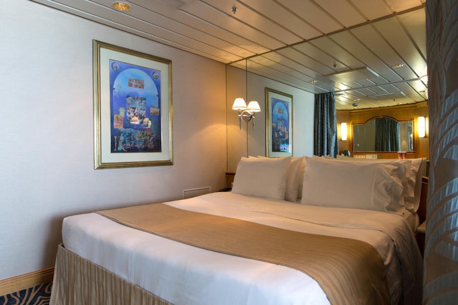 Owner's Suite on Royal Caribbean Enchantment of the Seas Cruise Ship
