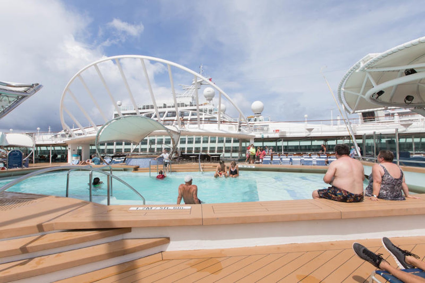 The Sports Pool on Enchantment of the Seas