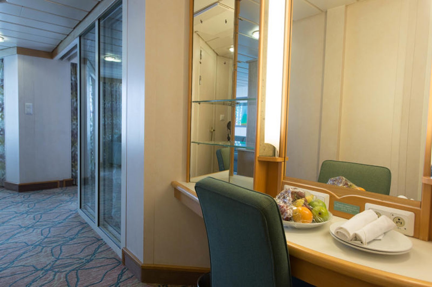 The Family Oceanview Cabin on Enchantment of the Seas