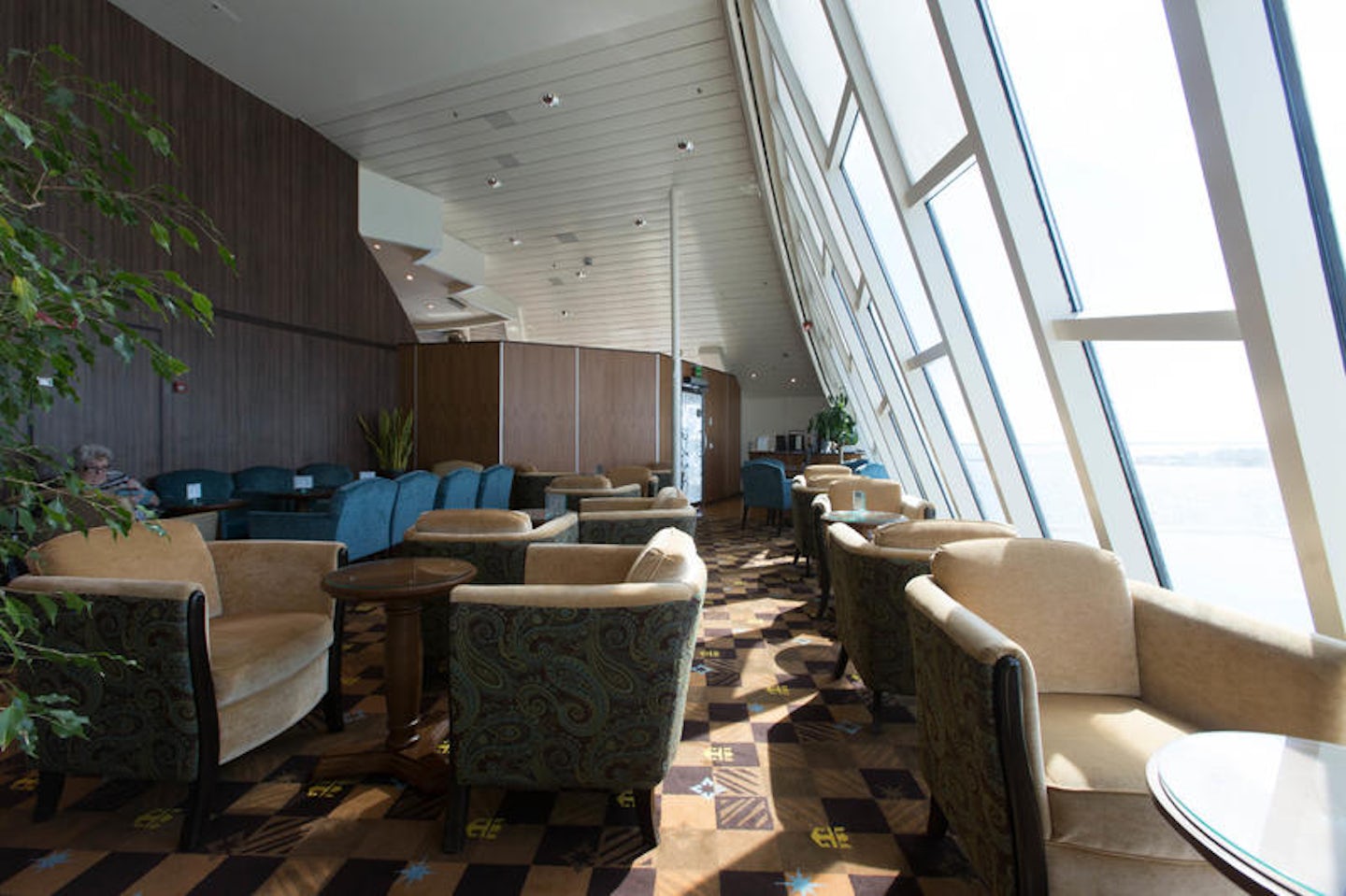 Concierge Lounge on Enchantment of the Seas