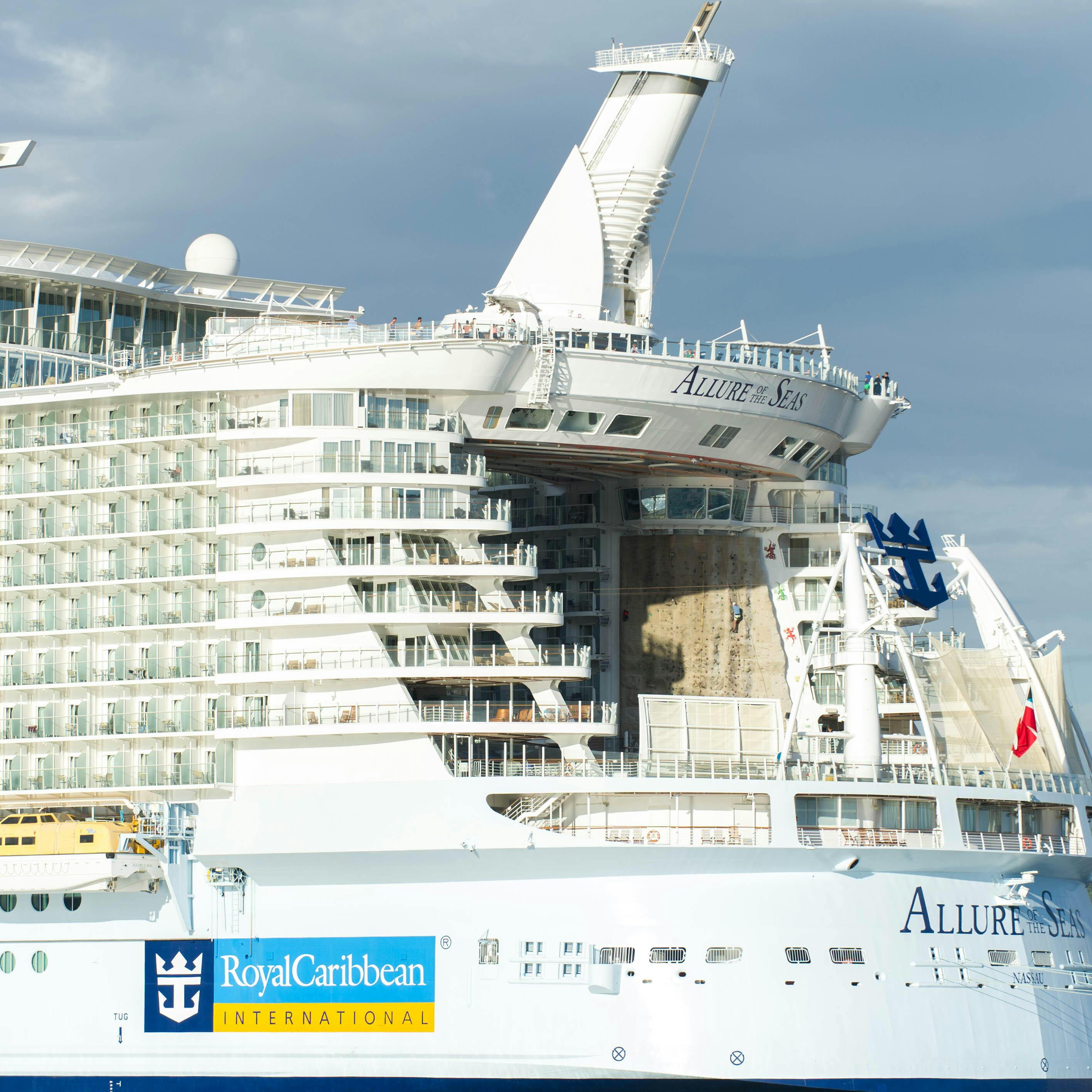 Royal Caribbean reports strong bookings, higher pricing