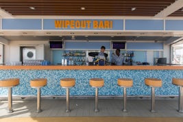 Wipeout Bar