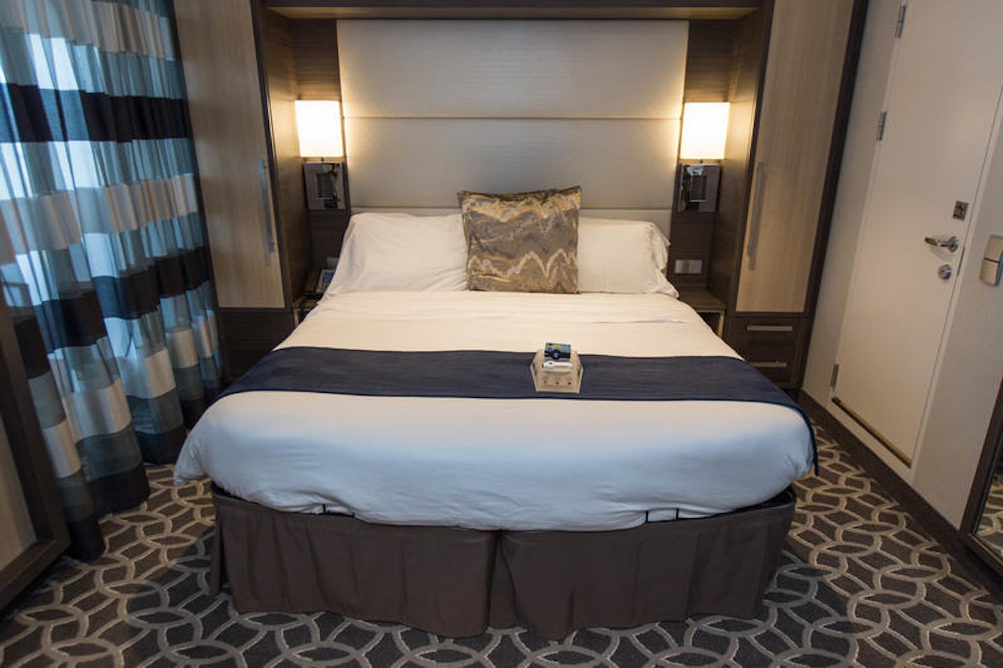 The Deluxe Ocean-View Cabin with Balcony (Obstructed View) on Anthem of the Seas