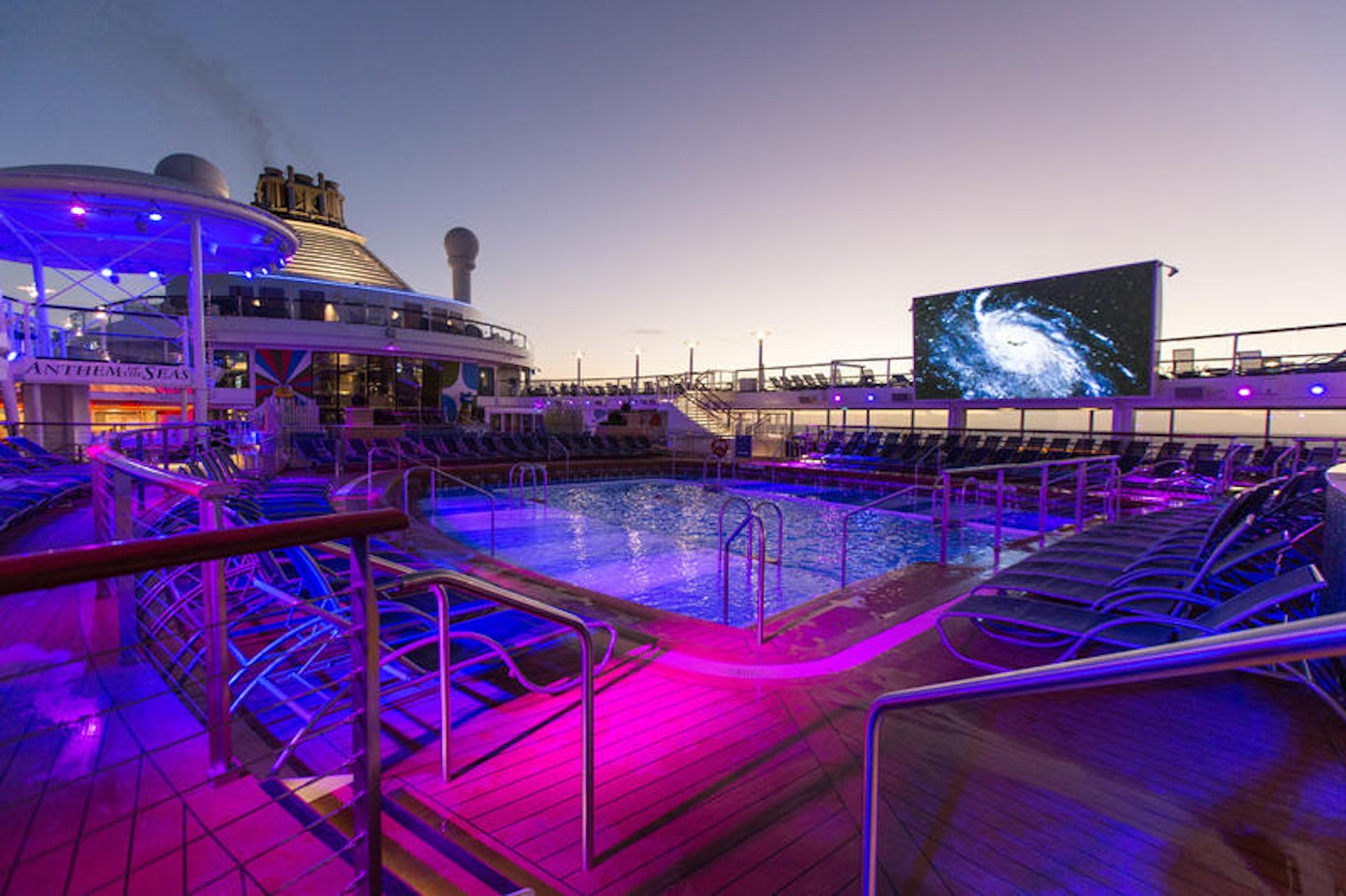 Outdoor Movie Screen on Anthem of the Seas