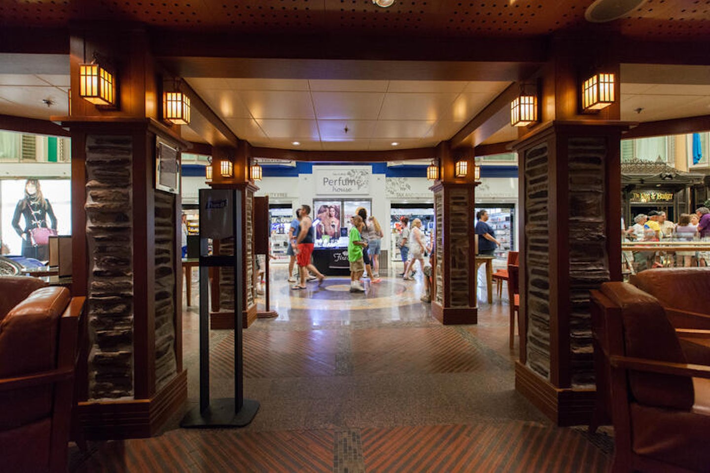 Vintages on Independence of the Seas