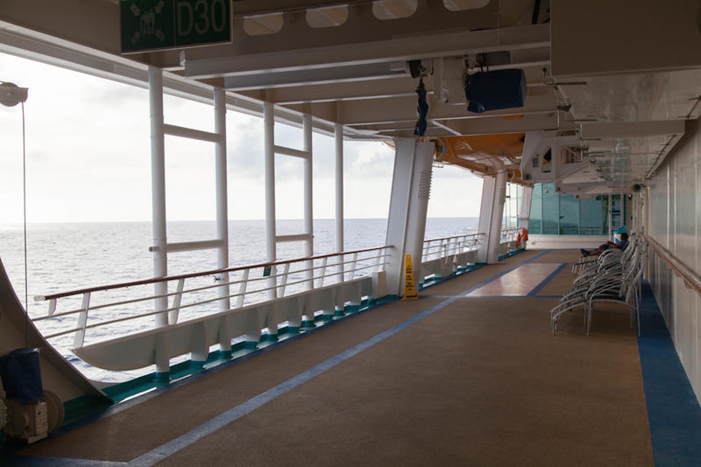 Main Deck (Level 4) on Independence of the Seas