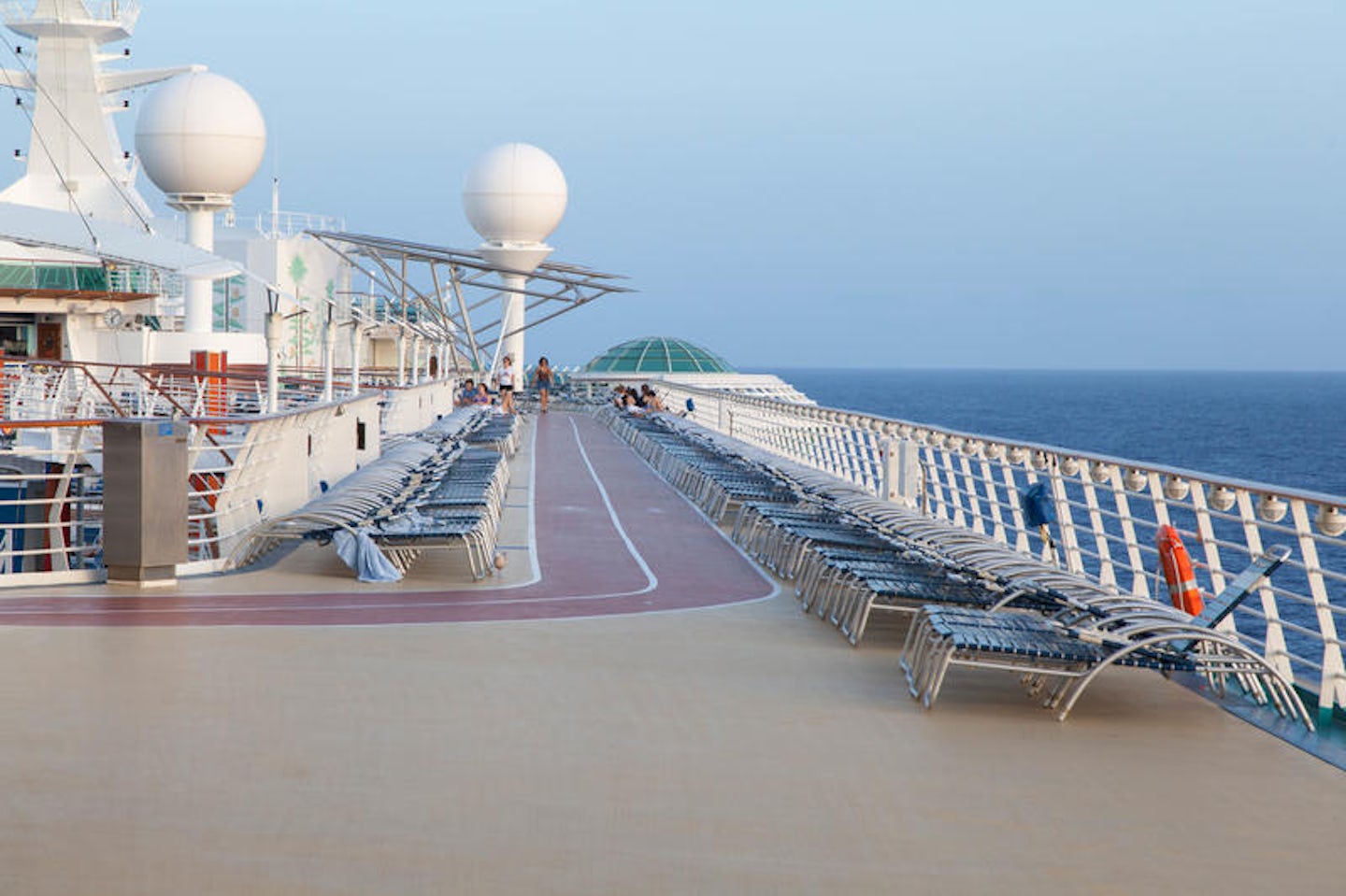 The Sun Decks on Independence of the Seas