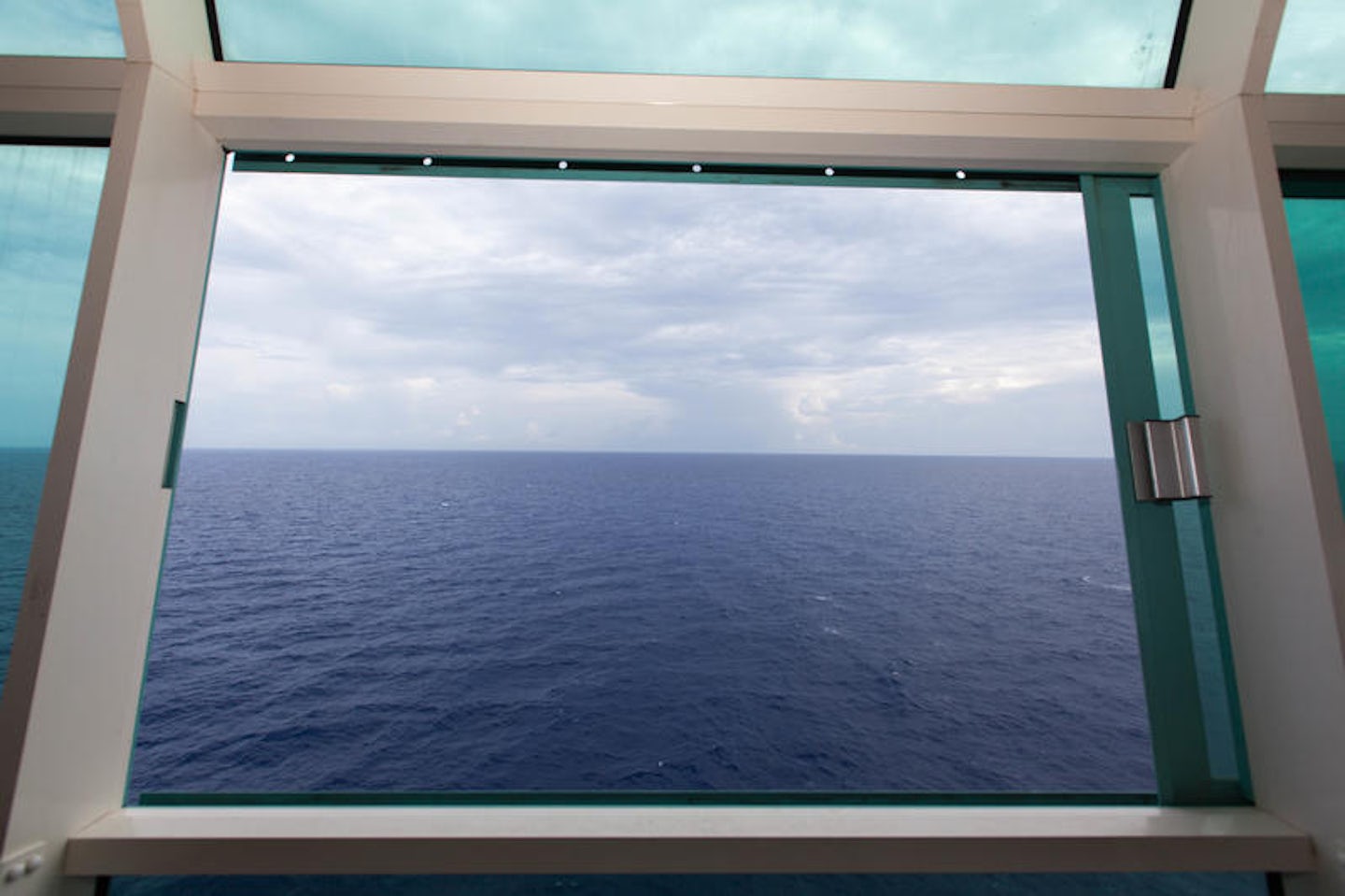 Sea Views on Independence of the Seas