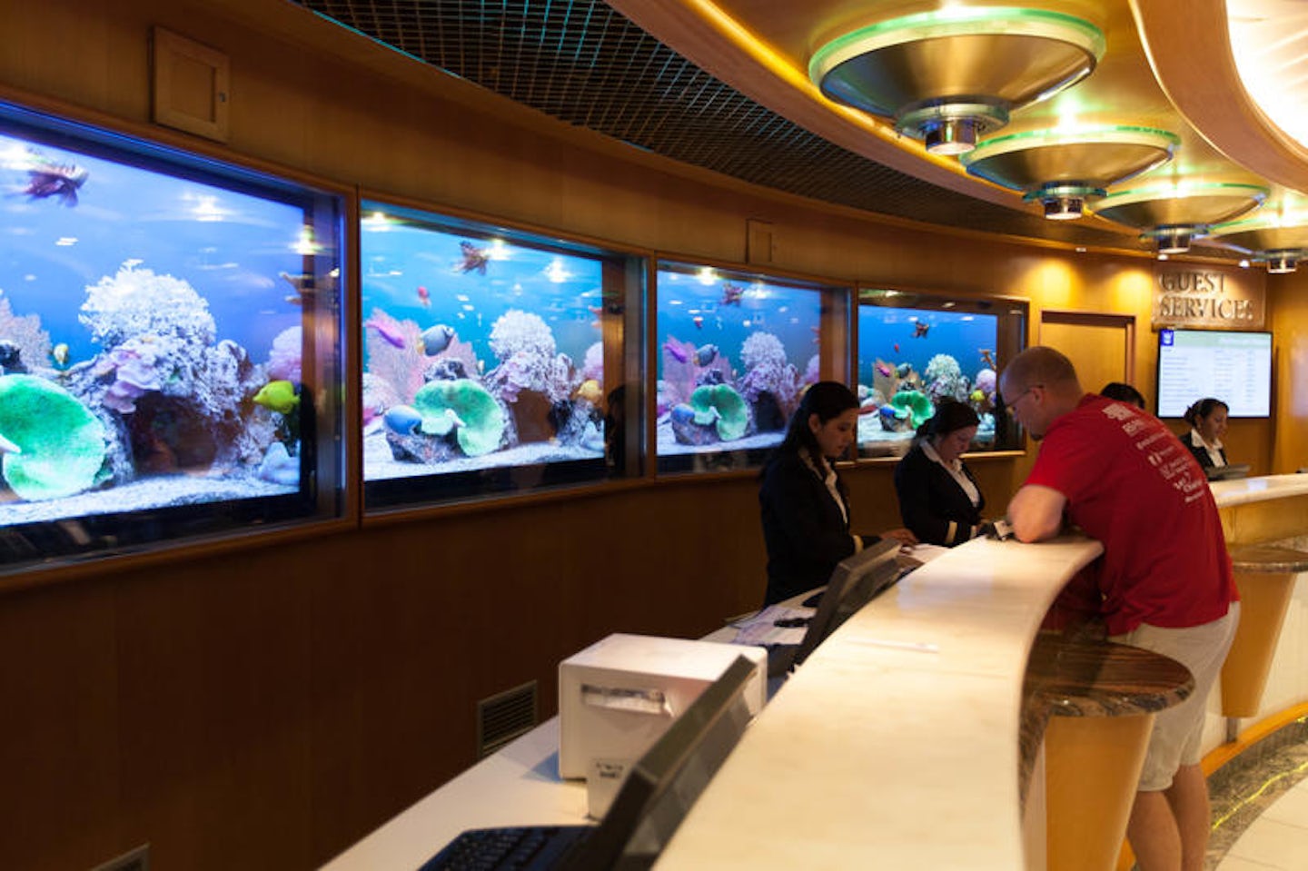 Guest Services on Independence of the Seas