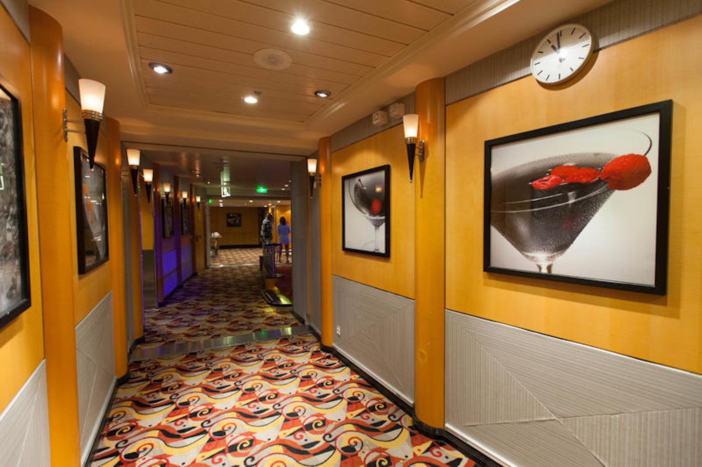Your Favorites Beatles HIts with Undercover on Independence of the Seas