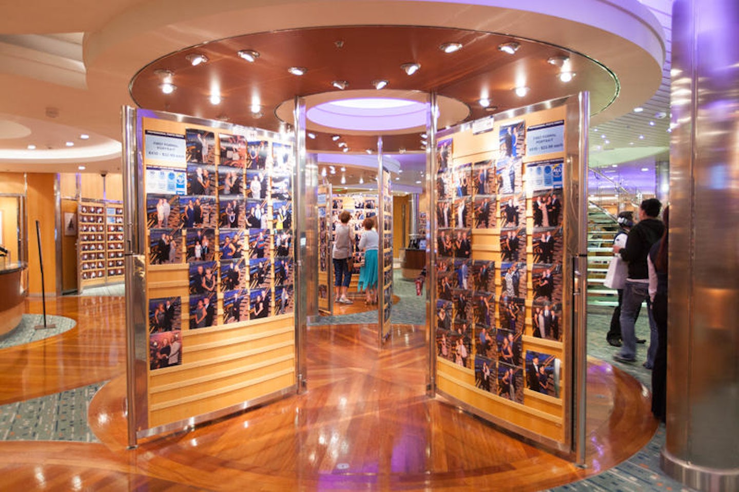 Photo Gallery on Independence of the Seas