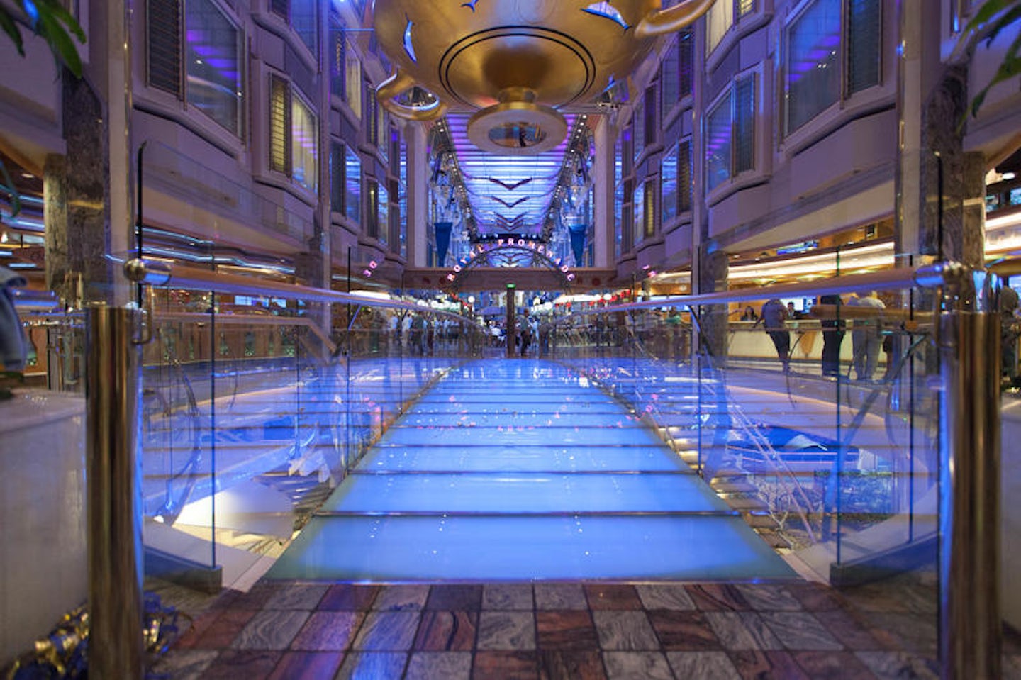 Royal Promenade on Independence of the Seas