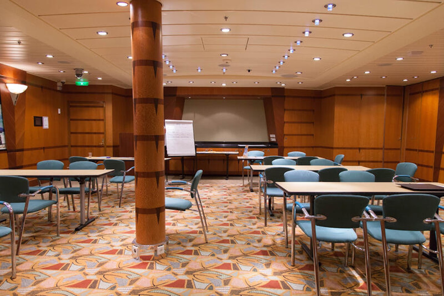 Conference Room on Independence of the Seas