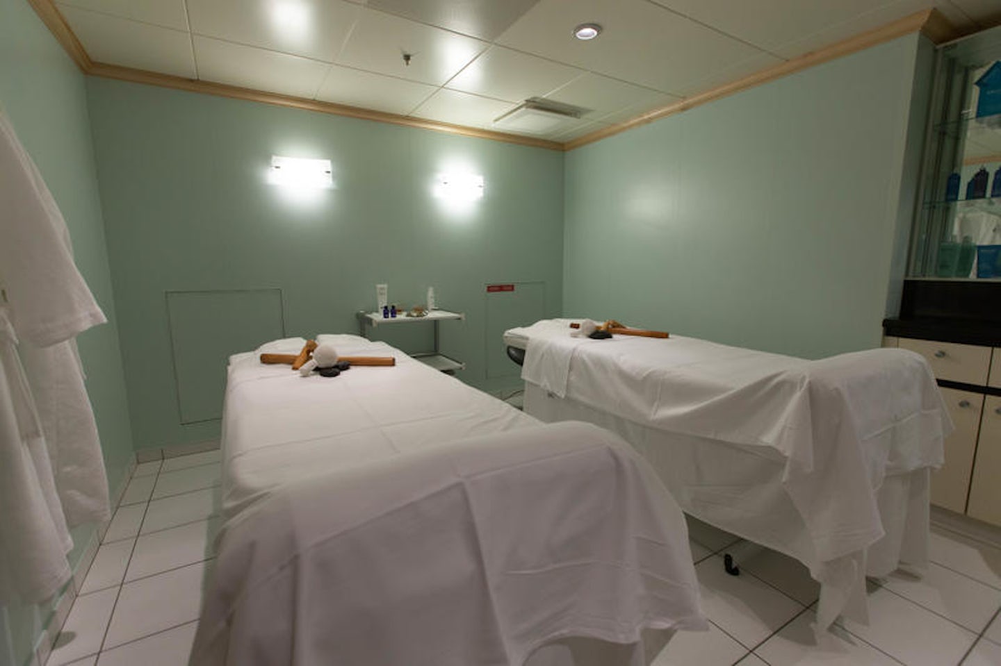 Couples Treatment Room on Independence of the Seas