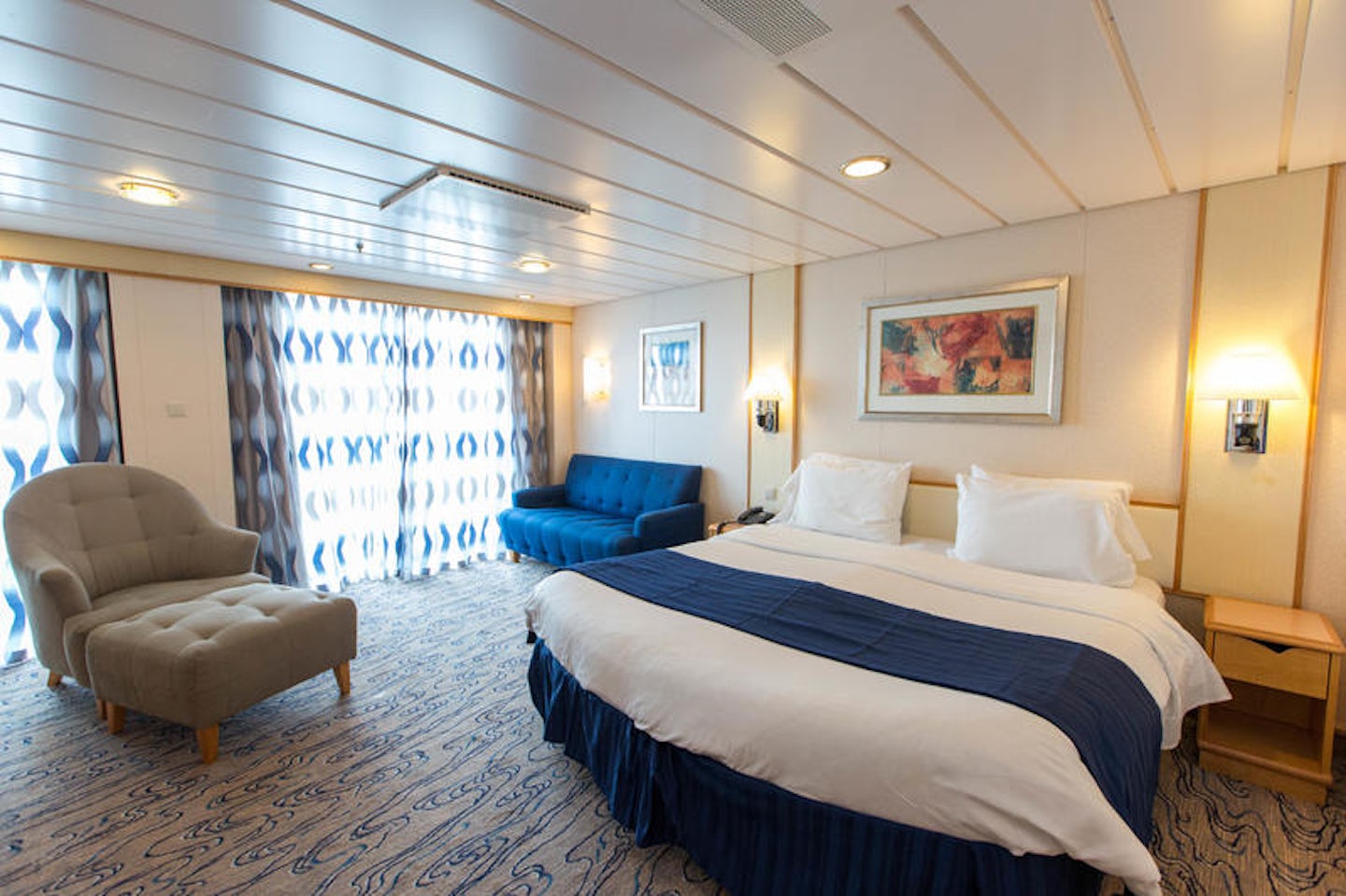 The Junior Suite with Balcony on Navigator of the Seas