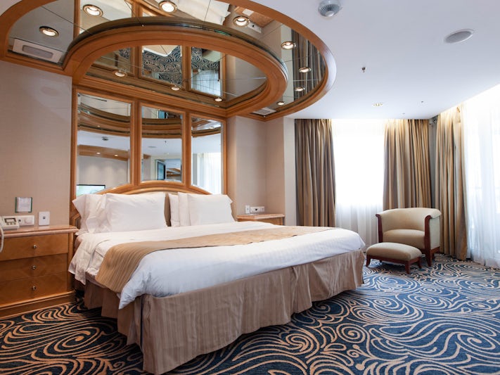 Grandeur of the Seas Cabins & Staterooms on Cruise Critic